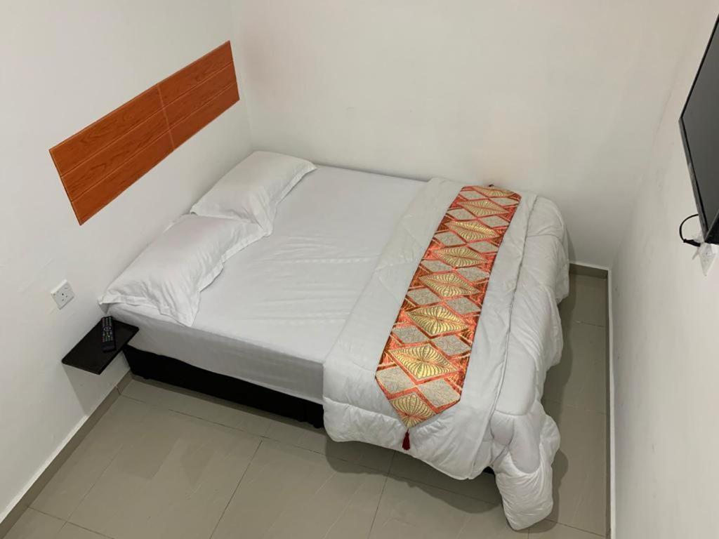 Orange Villa Hotel Near Palm Mall سِريمبان المظهر الخارجي الصورة