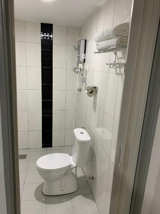 Orange Villa Hotel Near Palm Mall سِريمبان المظهر الخارجي الصورة